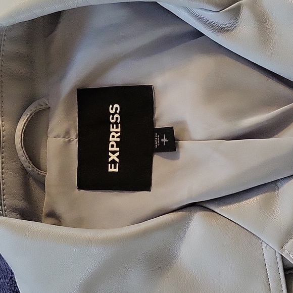 Express Jacket - Picture 2 of 5